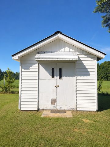 273 Jones Rd, Taft, TN 38488