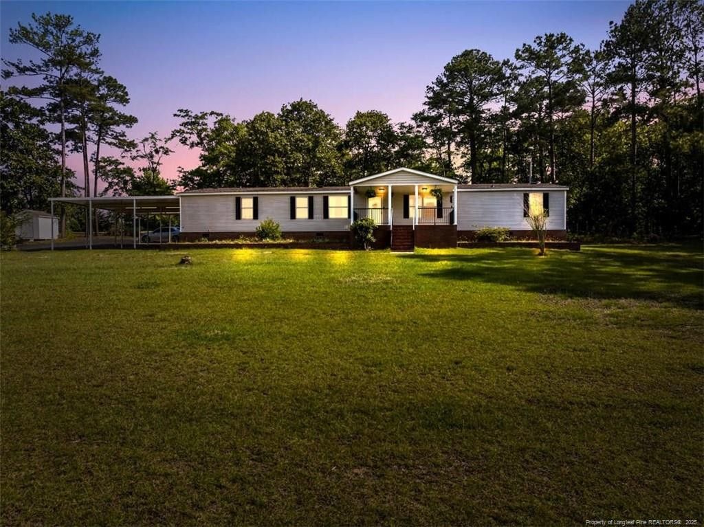 157 Beacon Lane, Cameron, NC 28326