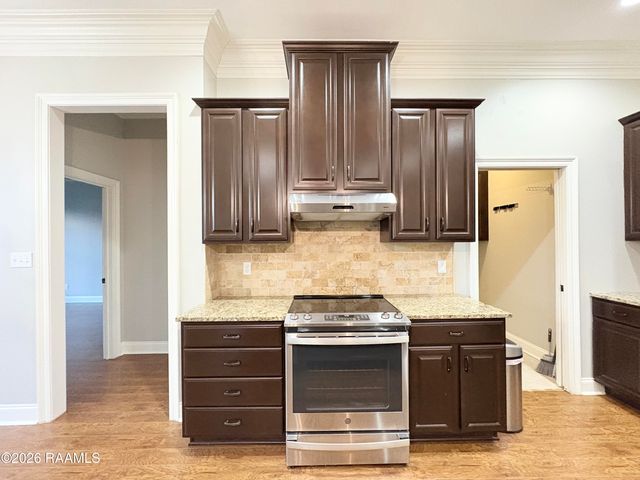 103 Gunter Grass Court, Lafayette, LA 70508