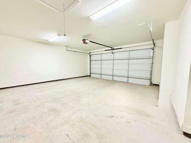 103 Gunter Grass Court, Lafayette, LA 70508