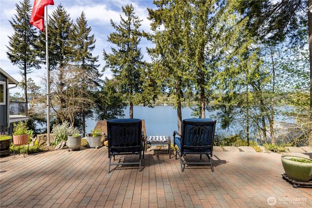 291 E Midway Lane, Shelton, WA 98584