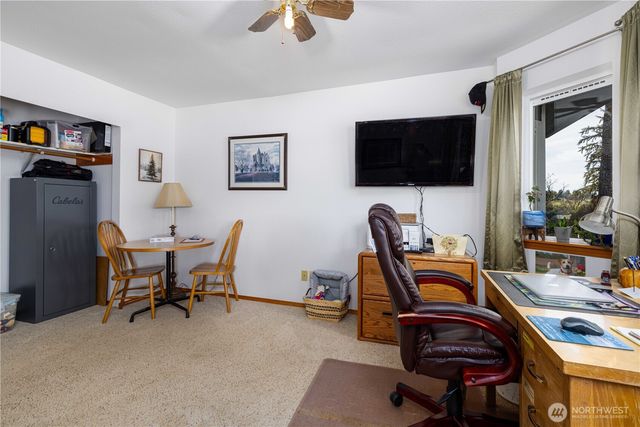 291 E Midway Lane, Shelton, WA 98584