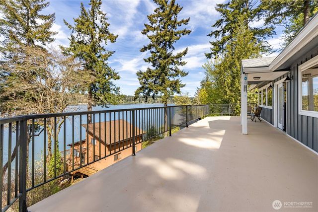 291 E Midway Lane, Shelton, WA 98584