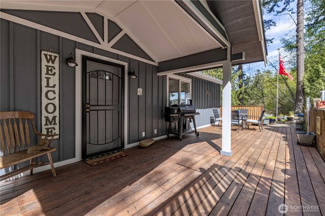 291 E Midway Lane, Shelton, WA 98584