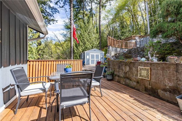 291 E Midway Lane, Shelton, WA 98584