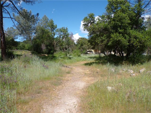 14304 Redbud, Clearlake, CA 95422