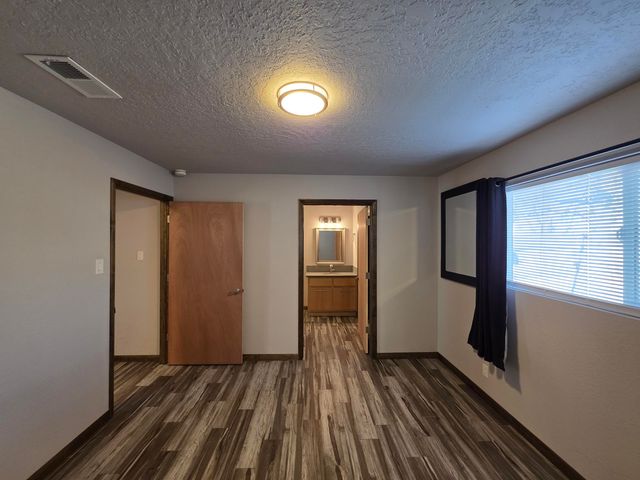 12709 Summer Avenue NE, Albuquerque, NM 87112