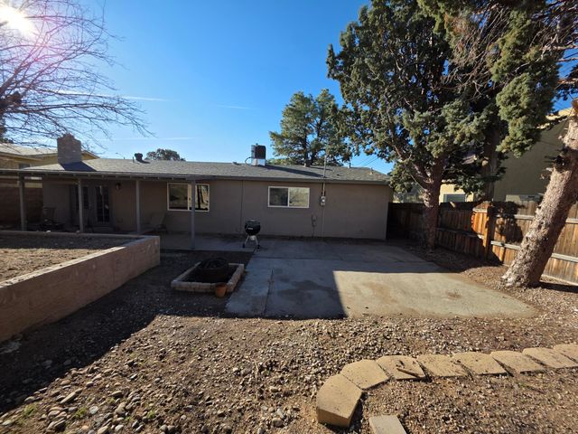 12709 Summer Avenue NE, Albuquerque, NM 87112