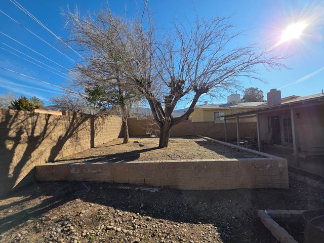 12709 Summer Avenue NE, Albuquerque, NM 87112