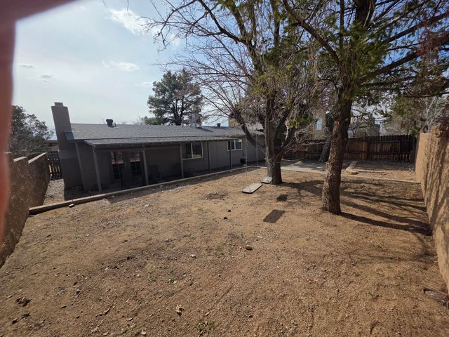 12709 Summer Avenue NE, Albuquerque, NM 87112