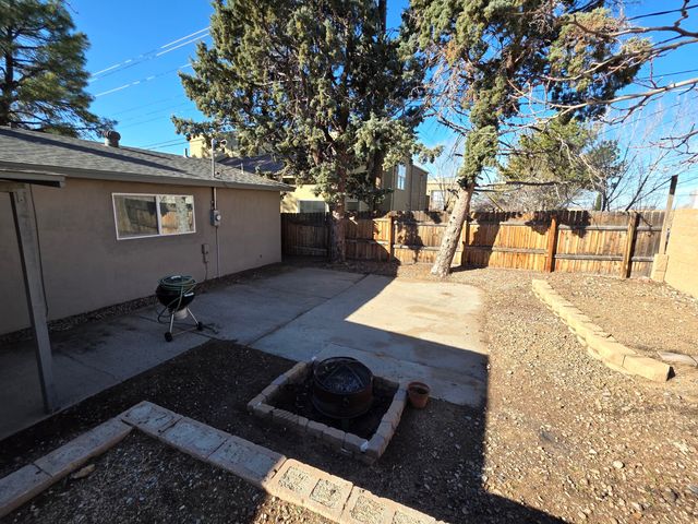 12709 Summer Avenue NE, Albuquerque, NM 87112