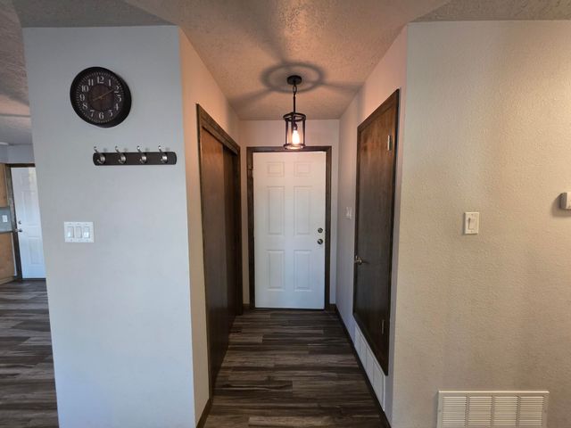 12709 Summer Avenue NE, Albuquerque, NM 87112