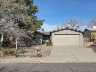 12709 Summer Avenue NE, Albuquerque, NM 87112