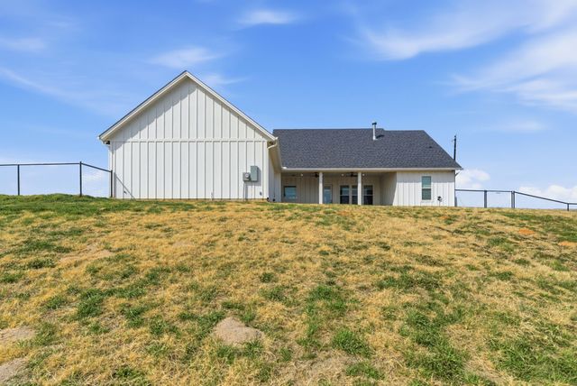 1024 Agnes North, Springtown, TX 76082