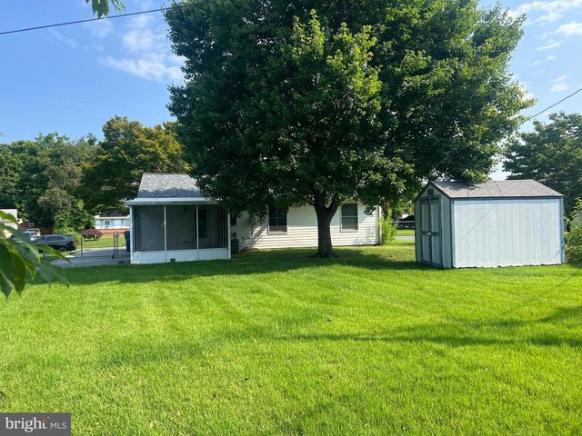 211 N BROWNLEAF RD, Newark, DE 19713