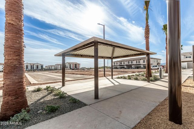 13975 W Luke 107 Parkway, Surprise, AZ 85374