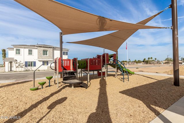 13975 W Luke 107 Parkway, Surprise, AZ 85374