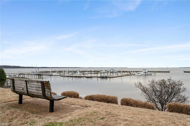 141 Enclave CT, Williamsburg, VA 23185