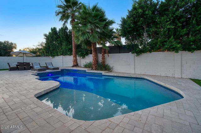 6912 E REDFIELD Road, Scottsdale, AZ 85254