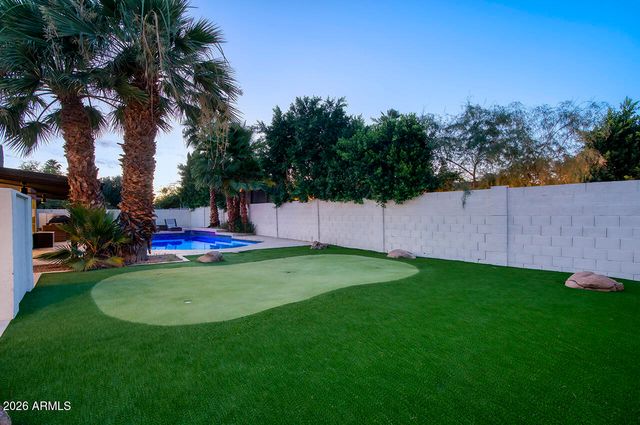 6912 E REDFIELD Road, Scottsdale, AZ 85254