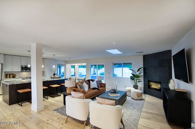 6912 E REDFIELD Road, Scottsdale, AZ 85254