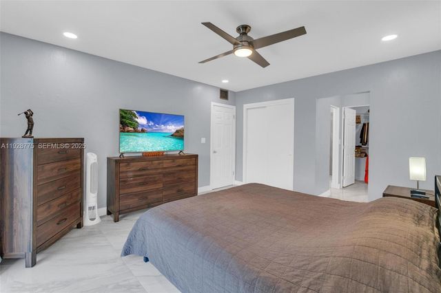 7401 SW 82nd St 301S, Miami, FL 33143