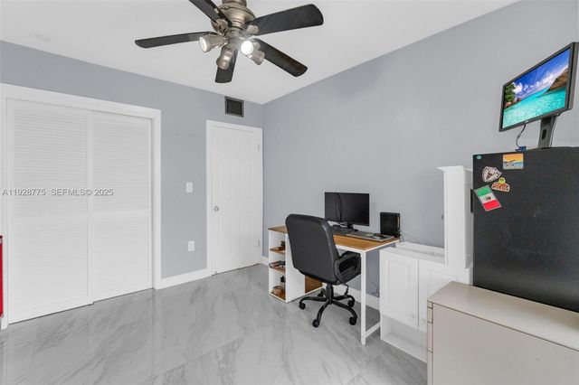 7401 SW 82nd St 301S, Miami, FL 33143