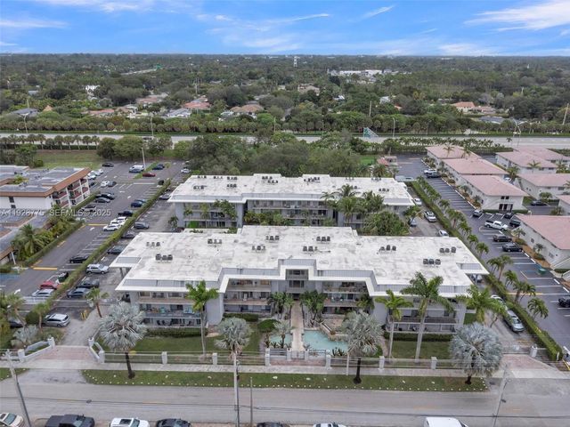 7401 SW 82nd St 301S, Miami, FL 33143