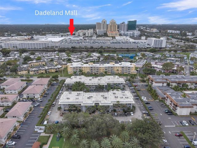 7401 SW 82nd St 301S, Miami, FL 33143