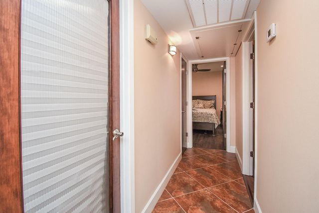 6401 Bayou Glen Road, Houston, TX 77057