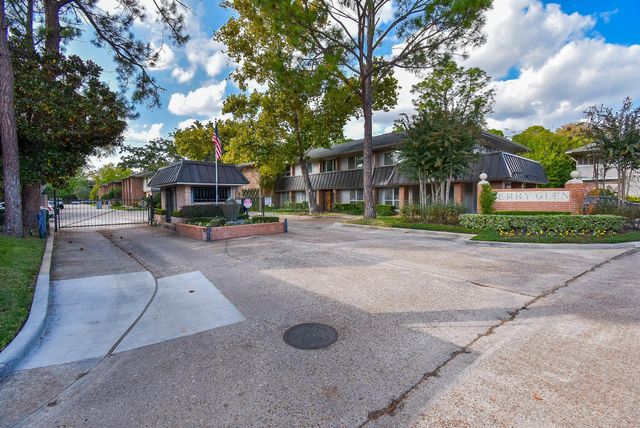 6401 Bayou Glen Road, Houston, TX 77057