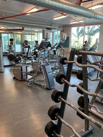 3029 NE 188th St 505, Aventura, FL 33180