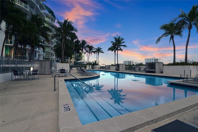 3029 NE 188th St 505, Aventura, FL 33180