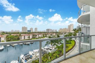 3029 NE 188th St 505, Aventura, FL 33180