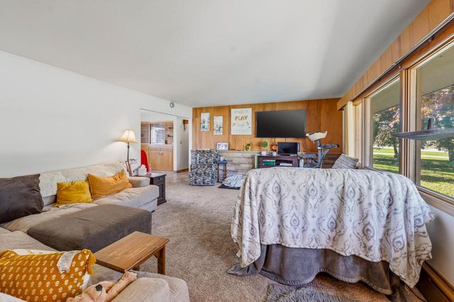 1202 E Lake STREET, Horicon, WI 53032