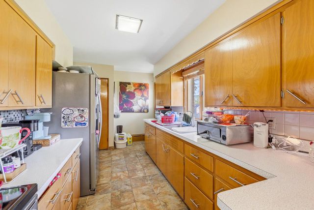 1202 E Lake STREET, Horicon, WI 53032
