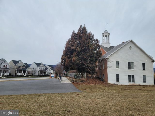 8325 YELLOW SPRINGS RD, Frederick, MD 21702