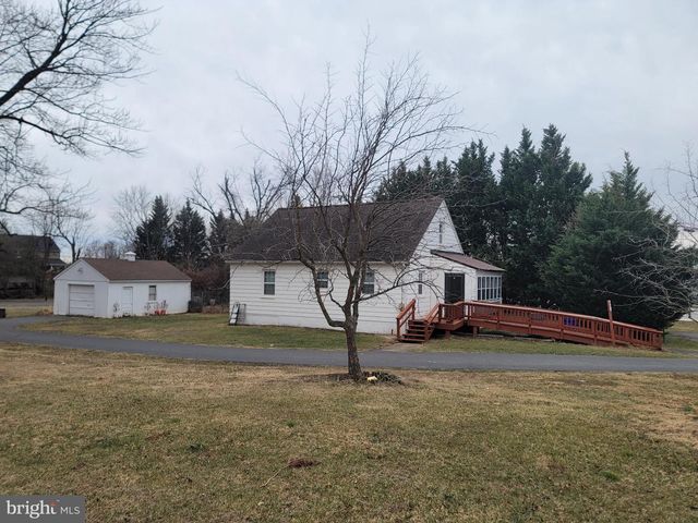 8325 YELLOW SPRINGS RD, Frederick, MD 21702