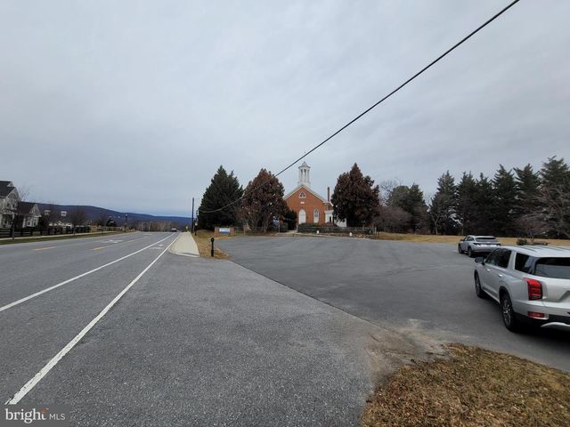 8325 YELLOW SPRINGS RD, Frederick, MD 21702