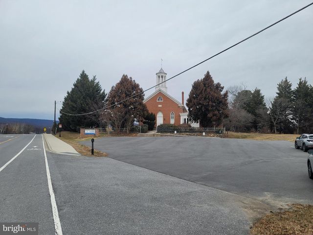 8325 YELLOW SPRINGS RD, Frederick, MD 21702