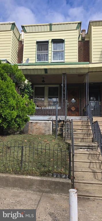 5227 PENNSGROVE ST, PHILADELPHIA, PA 19131 — exterior