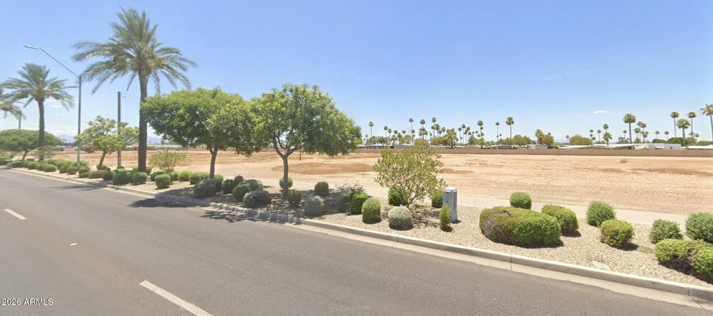 Image 1 of property listing at 5544 N 59th Avenue _, Glendale, AZ 85301