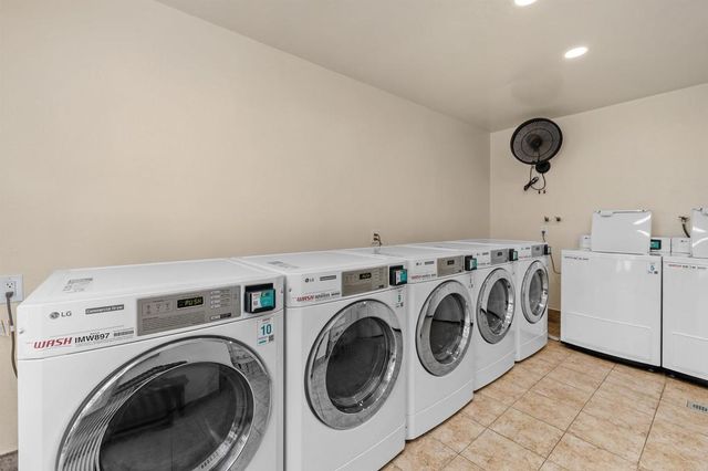 1280 W Main Street 21, El Cajon, CA 92020