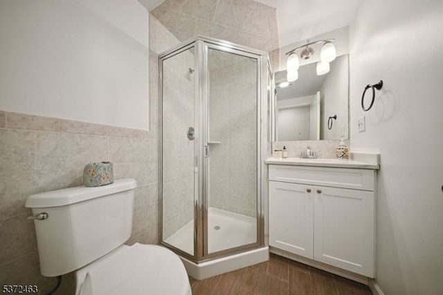 50 Pine St 206, Montclair Twp., NJ 07042