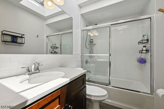 50 Pine St 206, Montclair Twp., NJ 07042