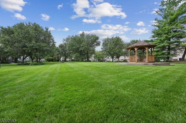 50 Pine St 206, Montclair Twp., NJ 07042
