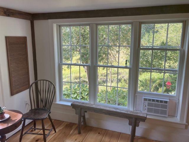 85 College Road, Stratham, NH 03885