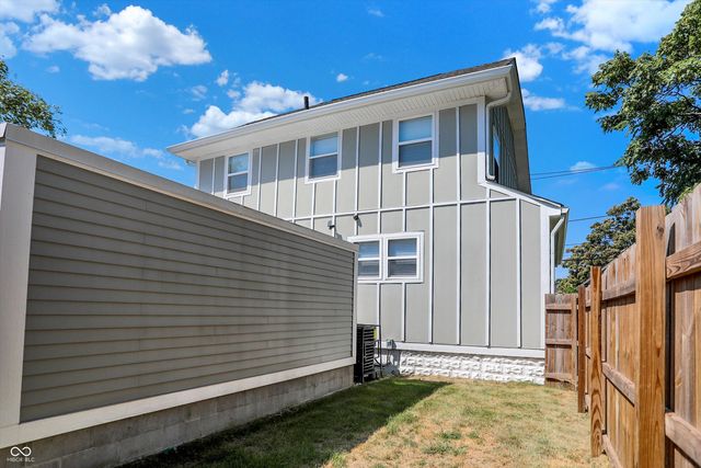 1938 E 11th Street, Indianapolis, IN 46201