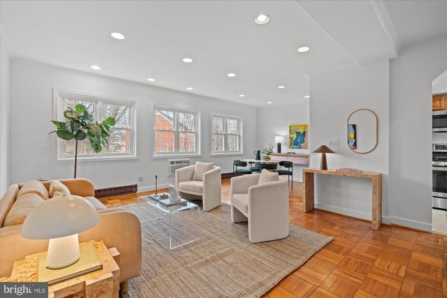 3206 GUNSTON RD, Alexandria, VA 22302