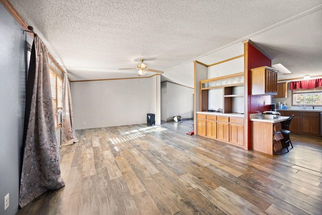 324 Lawless Lane, Jamestown, KY 42629